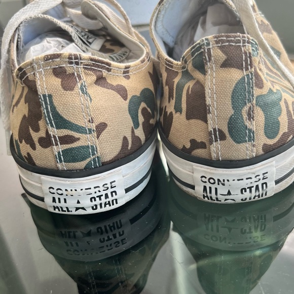Converse | Camouflage sneakers size 11 (run small - fits Women’s size 10) - Picture 5 of 9